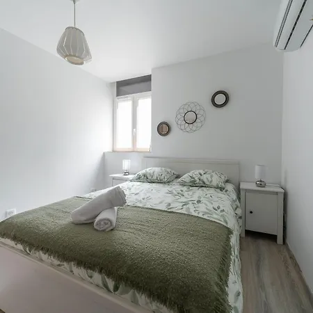 Residence Le Celest - Appartements Climatises - Centre Ville Vichy Extérieur photo