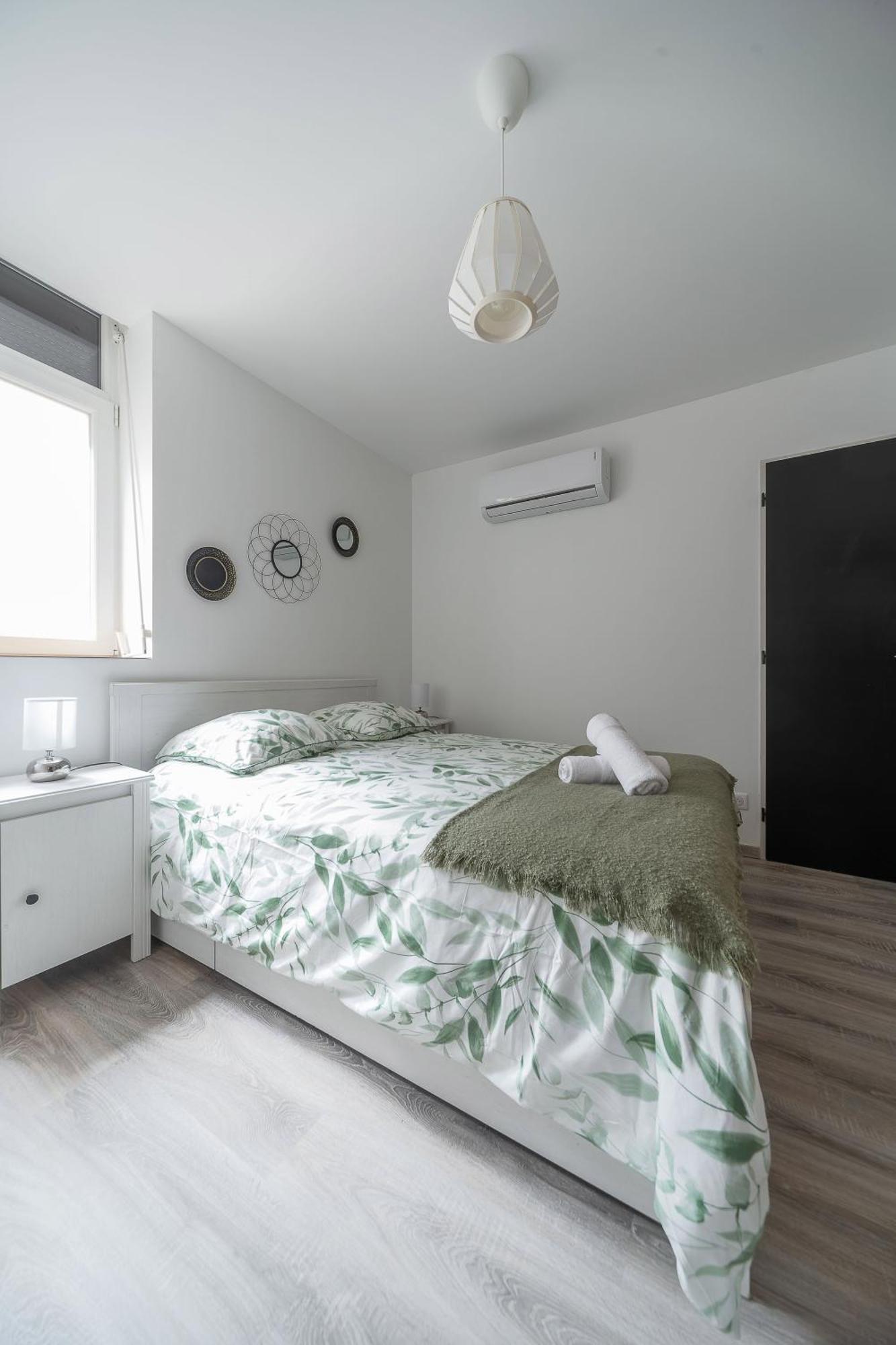 Le Celest - Climatises - Centre Apartment